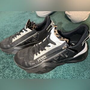 FENDI men’s shoes, size 42 EURO